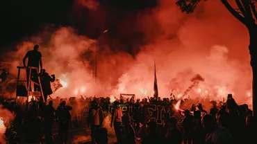 Război total la Craiova, între echipa lui Mititelu și a lui Rotaru. Ultrașii amenință: „Vom fi pe prima pagină mult timp