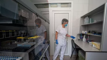 Pacient mort la trei ore după ce testul a ieșit negativ și a fost externat: „Poate ceva nu trebuie făcut după, poate un singur test negativ nu e suficient, poate...”