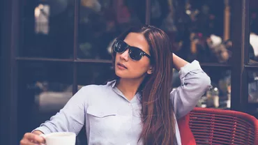 Ieșise la terasă, când bărbatul din Sibiu a zărit o tânără la masa alăturată. Ce a urmat pare desprins dintr-un film (FOTO)