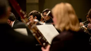 Concert omagiu dedicat cadrelor medicale implicate în lupta cu noul coronavirus, pe Esplanada Ateneului Român