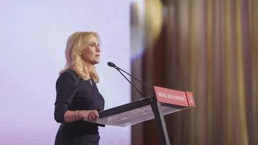Gabriela Firea, la Congresul PSD: M-am revoltat că despre copiii României s-a spus că trebuie să înceapă școala în trei săptămâni și să poarte obligatoriu mască, să fie ca într-o pușcărie medicală (VIDEO)