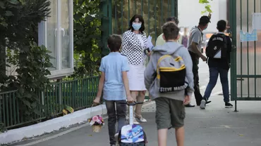 Monica Anisie a explicat procesul pe care trebuie să-l urmeze școlile dacă apar cazuri de Covid-19 în timpul anului școlar
