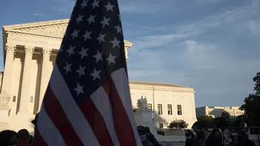 Democrații vor să limiteze la 18 ani mandatele la Curtea Supremă a SUA. În prezent, judecătorii sunt numiți pe viață, iar Donald Trump se pregătește să facă o nouă nominalizare