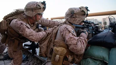 SUA au făcut pregătirile pentru retragerea personalului diplomatic din Irak, stârnind temeri de război în regiune