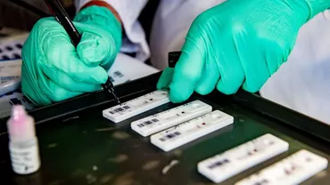 CORONAVIRUS | Sibiu: 34 de paturi suplimentare pentru pacienţii COVID-19 au fost amenajate în containere amplasate în curtea Spitalului Judeţean
