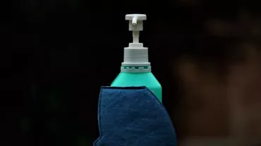 Colegiul ”Gheorghe Şincai” și Şcoala Gimnazială Nr. 190, în scenariul roșu din cauza infectărilor cu coronavirus. Primăria Sectorului 4 a dispus măsuri de dezinfecție