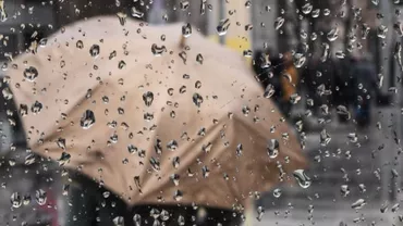 Vremea se schimbă. Meteorologii anunță ploi în toată țara, până sâmbătă seară