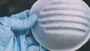 CORONAVIRUS | Avertismentul unui medic: Acele 5 minute fără mască sunt cele în care ne infectăm