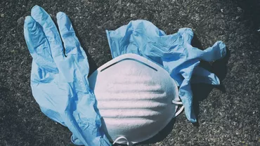 CNSU a decis: În ce condiții este permisă renunțarea la purtarea măștii de protecție în spațiile publice deschise