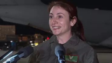 Premieră în NATO. O româncă este prima femeie care a obținut certificarea de pilot comandant de aeronavă: „Trebuie să reacționezi repede și să îți folosești experiența”