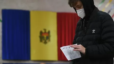 Alegeri prezidențiale Republica Moldova. Rusia susține că alegătorii au fost duși „în masă” către un număr fără precedent de secții din Europa și SUA, dar se arată gata să colaboreze cu câștigătorul