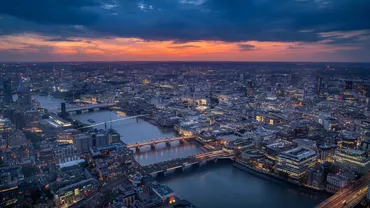 Marea Britanie, la o bornă sumbră: Peste 50.000 de decese legate de COVID-19 de la debutul pandemiei