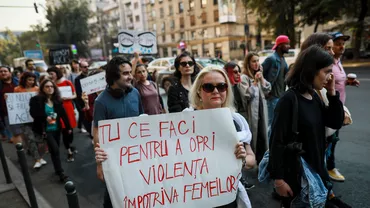Palatul Cotroceni, iluminat în portocaliu de Ziua Internațională a eliminării violenței împotriva femeilor / Administrația Prezidențială: Intervențiile rapide în cazurile de violență pot face diferența între viață și moarte