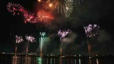 Italia va interzice petrecerile în aer liber în noaptea de Revelion