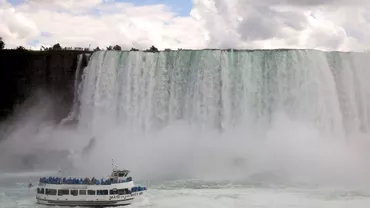 De 1 Decembrie, Cascada Niagara va fi iluminată în culorile drapelului românesc