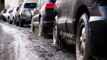 Amenzi de 750 de lei și reținerea certificatului de înmatriculare, pentru șoferii care au anvelope de iarnă. Ce greșeală nu trebuie să faci când îți schimbi cauciucurile