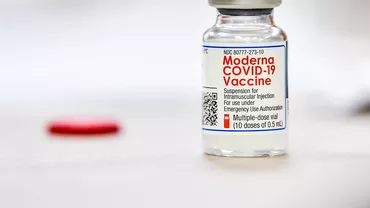 Vaccinul anti-COVID-19 produs de Moderna, aprobat pentru utilizare în Marea Britanie. Regatul a ajuns la 3 vaccinuri autorizate și a comandat deja 367 de milioane de doze