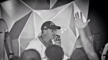 A murit DJ-ul Pascal di Fazio. Acesta fost găsit într-o cameră de hotel din Pitești
