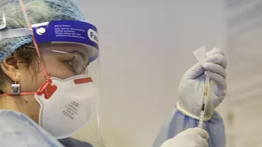 Prima pacientă cu multiple șocuri anafilactice vaccinată anti-COVID-19 n-a avut nicio reacție adversă. Angelica Marin: Nu am dureri, sunt foarte bine (VIDEO)
