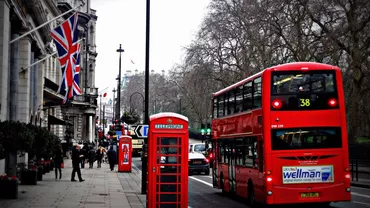 Atenționare de călătorie de la MAE. Intrarea pe teritoriul Marii Britanii, doar cu un test COVID-19 negativ a fost decalată până luni. Lista persoanelor exceptate de la regulă