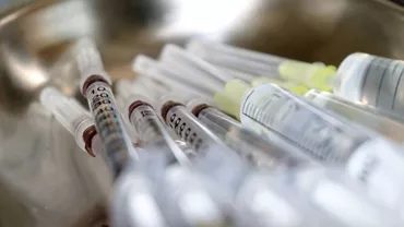 Intenția de vaccinare ar putea crește, odată cu introducerea unui pașaport pentru vaccinul anti-COVID. Explicațiile medicului Octavian Jurma (VIDEO)