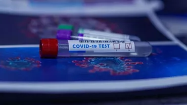 CORONAVIRUS | Un caz de infectare cu tulpina din Marea Britanie, depistat la Suceava: Pacientul este un bărbat care s-a întors din Regatul Unit pe 5 ianuarie