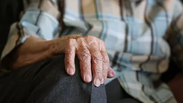 Un pacient din România a fost vaccinat la rapel cu serul greșit. Cum a fost posibil acest lucru