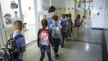 Primul elev infectat cu coronavirus după redeschiderea școlilor. Cazul, identificat în Sectorul 6 din București