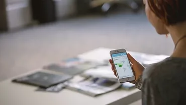 Comisia Europeană vrea prelungirea cu 10 ani a sistemului de roaming gratuit în UE