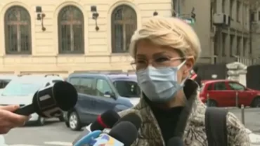 Raluca Turcan, ministrul Muncii, a venit la serviciu cu o mașină electrică: Vreau să dau un semnal public că susțin inițiativa Ministerului Mediului de a institui „Vinerea Verde” (VIDEO)