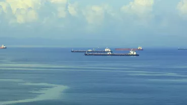 MAE: Nu s-au aflat români la bordul navei „Davide B”, atacată de pirați în vestul Africii