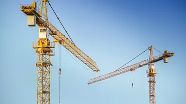 Lucrările de construcţii au scăzut ca volum cu peste 3%, în ianuarie