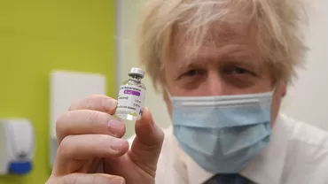 Regatul Unit și-a vaccinat aproape jumătate din populația adultă cu prima doză de ser anti-COVID-19. Boris Johnson: „Avem 25 de milioane de motive să fim încrezători în viitor”