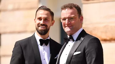 Ministerul german al sănătății, contract de peste un milion de dolari cu firma la care lucrează și soțul ministrului Jens Spahn / Nu e primul scandal legat de achiziționarea de măști în Germania