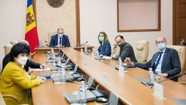 Guvernul de la Chișinău a cerut ca Parlamentul să instituie stare de urgență. Miza ar putea fi blocarea alegerilor anticipate