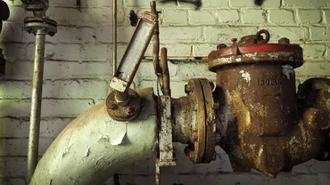 Țeavă de gaz fisurată lângă Spitalul Grigore Alexandrescu din Capitală: 16 persoane evacuate