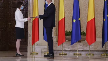 Ioana Mihăilă a depus jurământul de învestitură în funcția de ministru al Sănătății. Klaus Iohannis: Preluați un minister foarte complicat. Sunt foarte bucuros că în coaliție s-a găsit un modus vivendi (VIDEO)