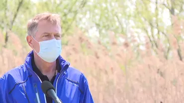 Klaus Iohannis: Restricțiile diminuează răspândirea virusului, însă soluția pandemiei este una singură, vaccinarea în masă. Campania nu e în dificultate (VIDEO)