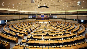 Parlamentul European ratifică acordul comercial post-Brexit cu Regatul Unit