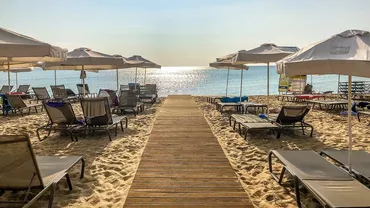 Oficial european: UE poate redeschide în siguranţă turismul în această vară