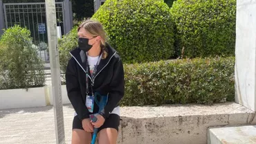 Simona Halep s-a întors în România, după accidentarea din turneul de la Roma. Cum se mai simte sportiva și ce șanse are să prindă Roland Garros-ul