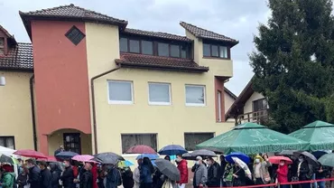 Peste 330.000 de persoane vaccinate în weekend. Pentru imunizare au fost alese și locații inedite, precum Castelul Bran, „care a oferit vaccinări de neuitat”, și Cetatea Unirii din Alba Iulia