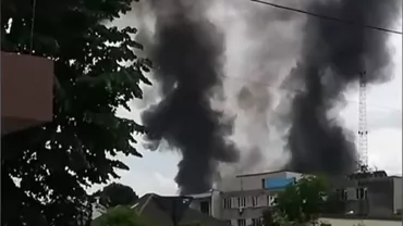 UPDATE: Incendiu la un centru de colectare a deșeurilor din București // Octavian Berceanu s-a declarat șocat de ce a găsit la fața locului (VIDEO