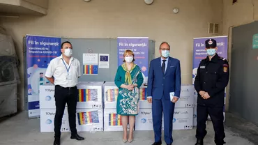 Alte peste 100.000 de doze de vaccin pentru Republica Moldova. Maia Sandu: Datorită donațiilor oferite de România, fiecare cetățean care dorește să se vaccineze are posibilitatea să o facă (FOTO)