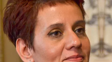 Ioana Ene Dogioiu, despre discursul premierului privind creșterea puterii de cumpărare, când prețurile sunt tot mai mari: Și în comunism oamenilor flămânzi li se spunea că trăiesc în bunăstare și confort