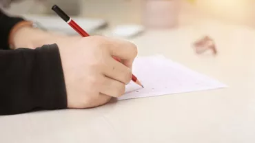 Cunoscută profesoară de limba și literatura română: S-a găsit soluția pentru rezultate bune la examene: subiecte ușoare. Cu 50 de cuvinte se poate lua nota 5 la Evaluarea Națională