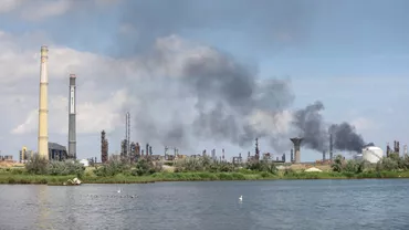 Tanczos Barna, despre explozia de la Rafinăria Petromidia: Impactul asupra mediului poate fi major