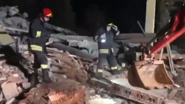 MAE: Român, rănit grav în explozia din Torino, în urma căreia un bloc s-a prăbușit