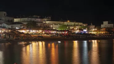 Grecia impune interdicții de circulație pe timp de noapte. Ce restricții se aplică în insulele frecventate de români