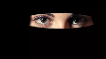 Fetele din Irak pot rămâne fără drepturi. Ce ar putea fi obligate să facă